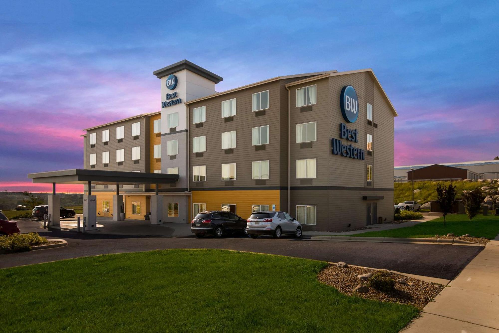 ביסמרק Best Western Roosevelt Place מראה חיצוני תמונה